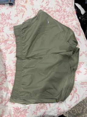 Nike Dri-FIT Olive Green Active Pullover